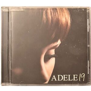 🔵 3/ $15 - Adele / 19 CD